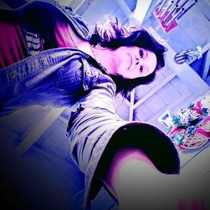 Meet your Posher, Poe